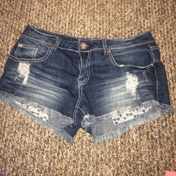rue 22 booty shorts