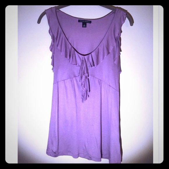 Ruffled sleeveless tank