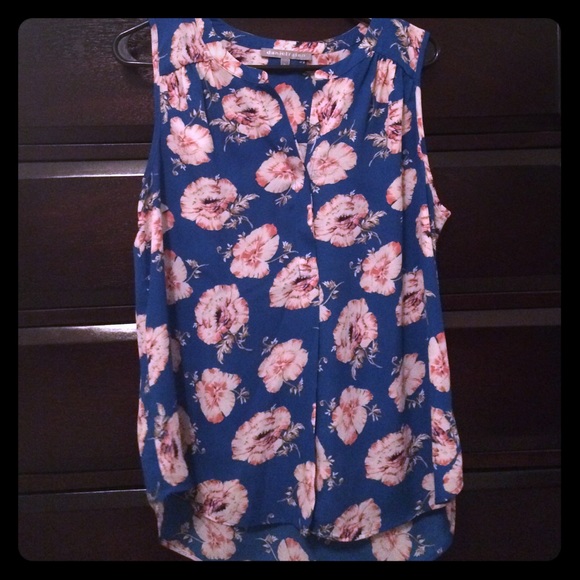 Hi-Lo sleeveless Floral Tank