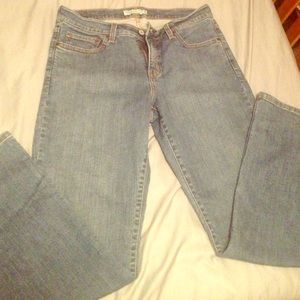 Bootcut blue jeans