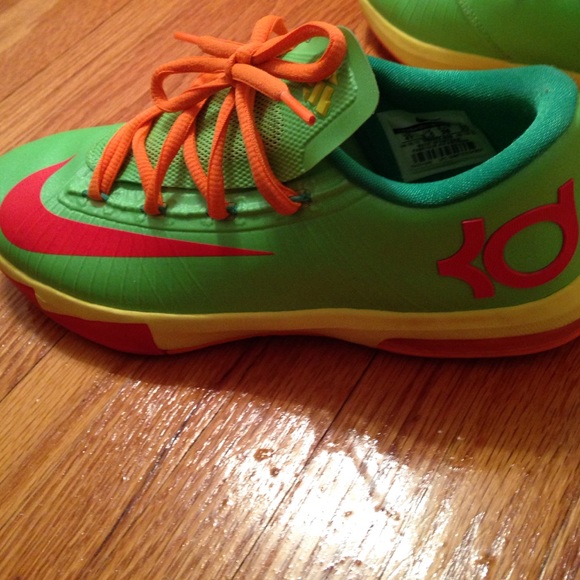 Colorful Nike's - Picture 3 of 3