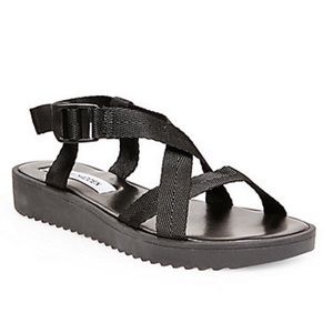 NWT RETAIL STEVE MADDEN STRYYKER SIZE 9 BLACK