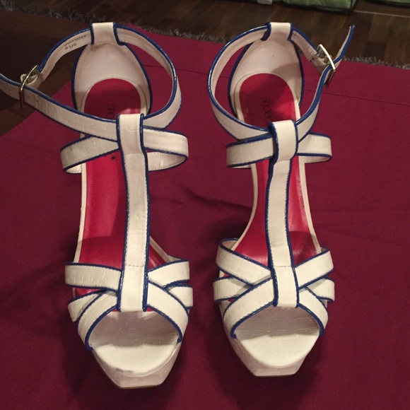 Size 8 white and blue strap heels from ShoeDazzle