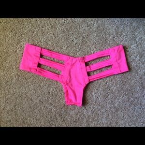 Cut out rave bottoms