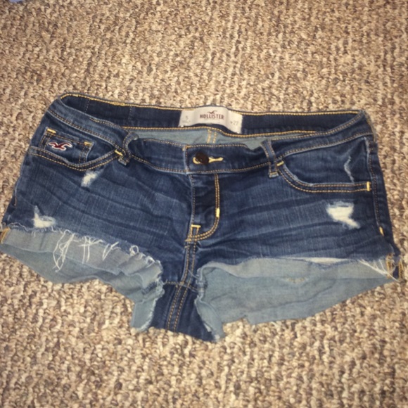 Hollister booty shorts