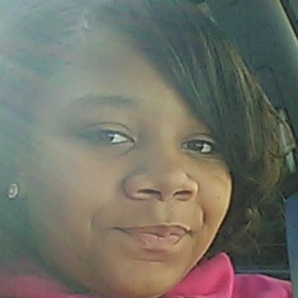 Meet your Posher, Taylor - Picture 1 of 1