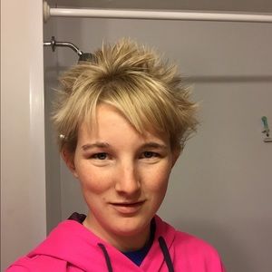 Meet your Posher, Hannah