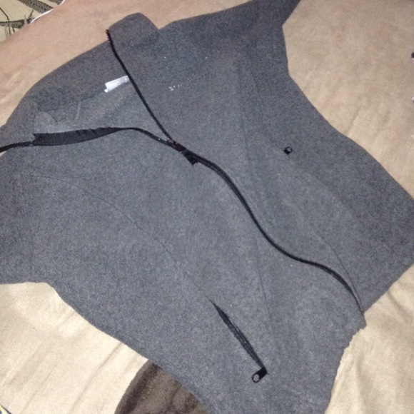 Columbia Sweater/Jacket