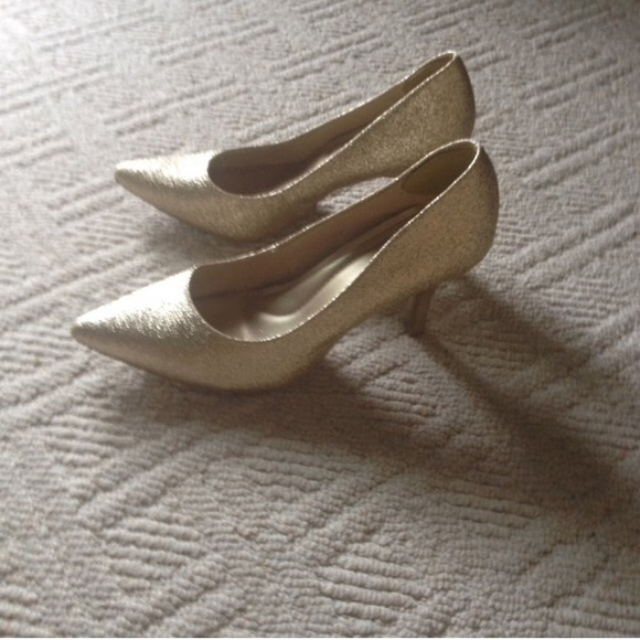 Gold Glitter Pumps