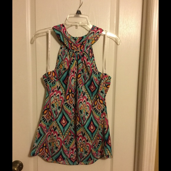 Lily Pulitzer (crown jewels) key hole tank top