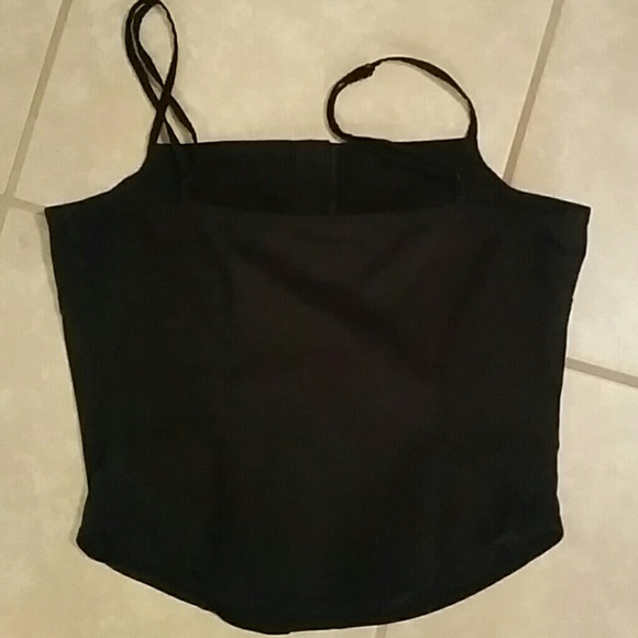 Cute top!! - Picture 4 of 4