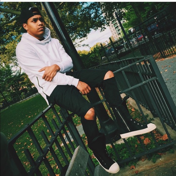 Meet your Posher, Erick - Picture 1 of 1