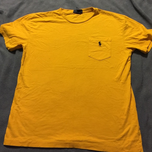Yellow polo shirt! - Picture 1 of 4
