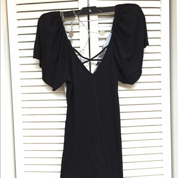 Black white grey and dark grey shirt - Picture 3 of 4