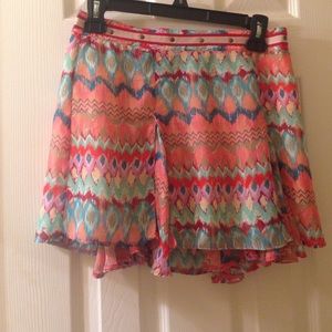 An Aztec pattern skirt.