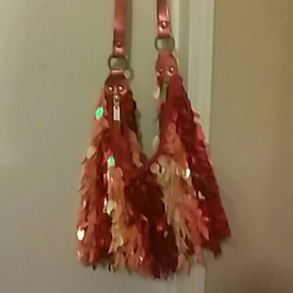 Pink sparklely purse