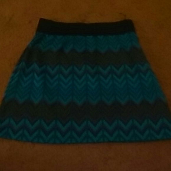 Mini skirt - Picture 2 of 3