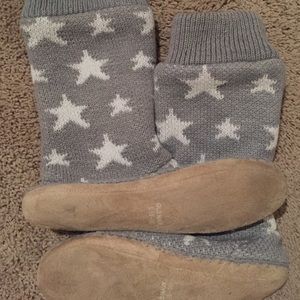 Old Navy Slippers Large (9-10)