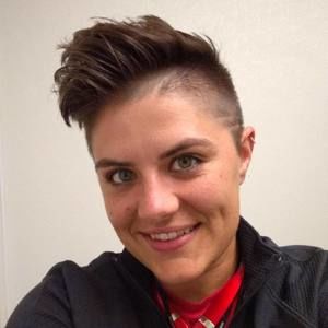 Meet your Posher, Carrie