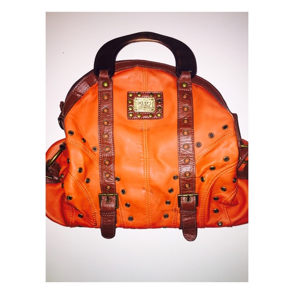 Stylish fashion handbag