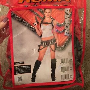 Tomb raider Halloween costume