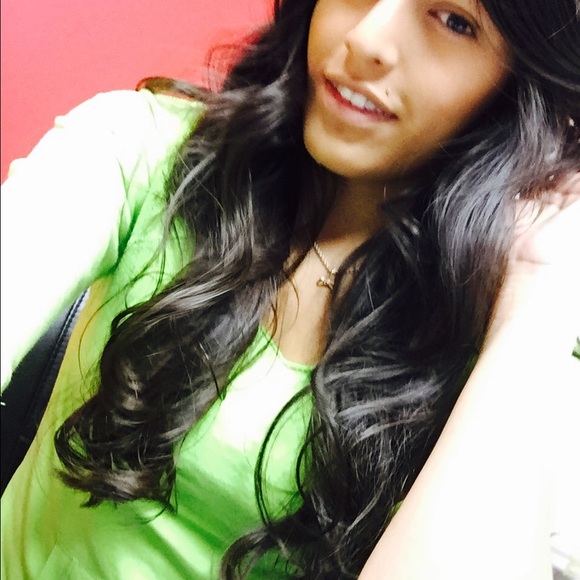 Meet your Posher, Jeniece - Picture 4 of 4