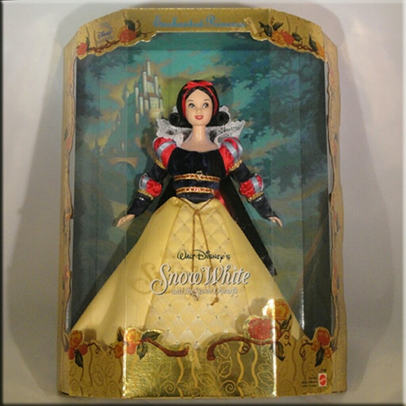 Snow white doll