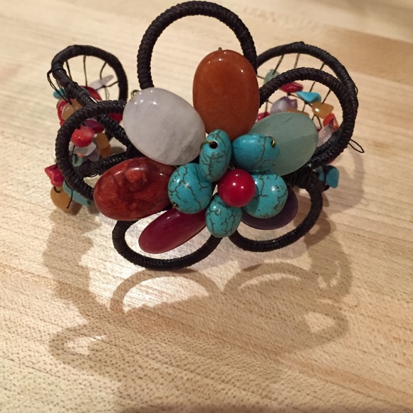 Bracelet stone