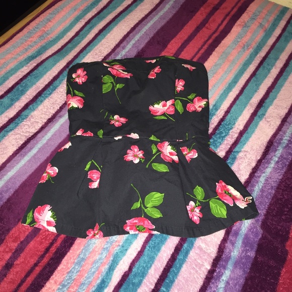 Floral strapless peplum top