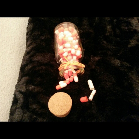 Messages in a bottle? - Picture 1 of 2