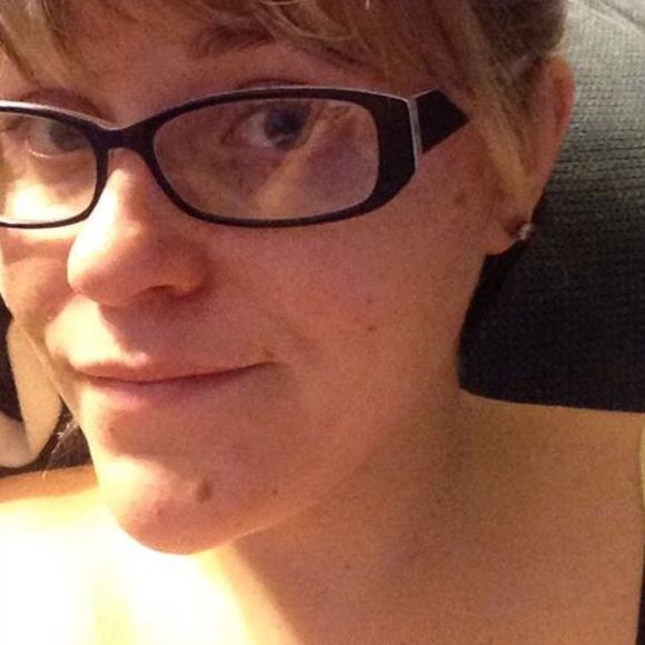 Meet your Posher, Elyse