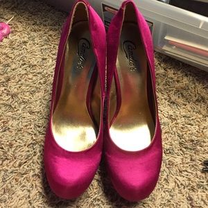 Hot pink with gold heel! I wore them once.