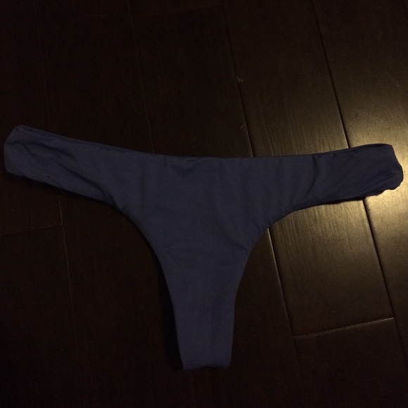 Cheeky bikini bottoms