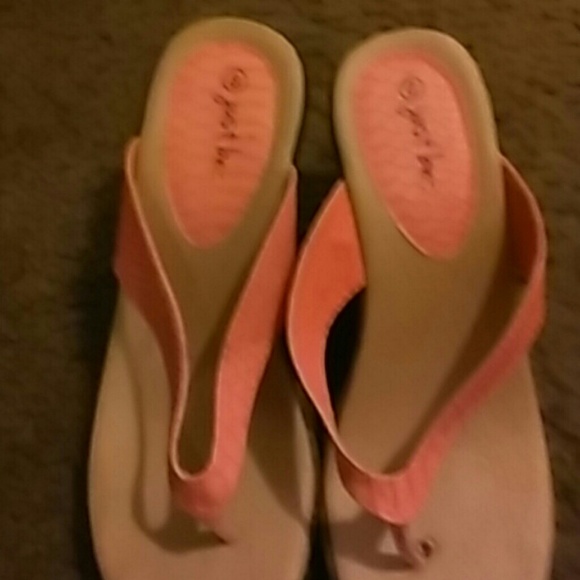Shoes - Picture 3 of 3