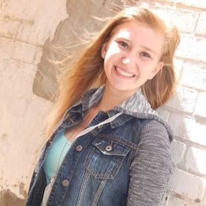 Meet your Posher, Carly