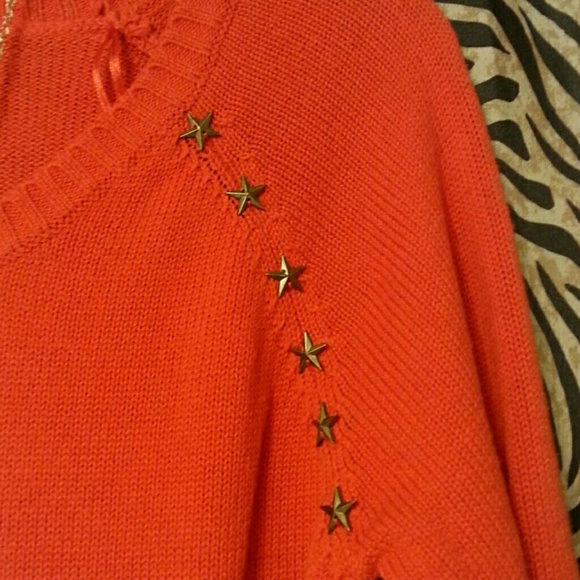 Perfect Fall Sweater 🎃 - Picture 2 of 2