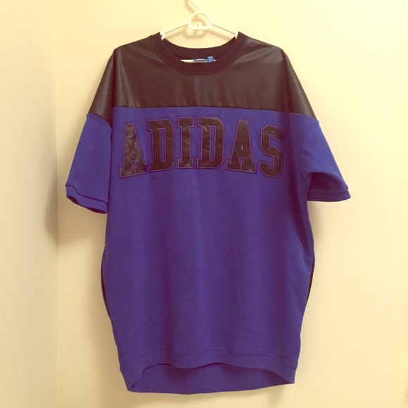 Mint Condition Adidas Originals Tunic w/pockets