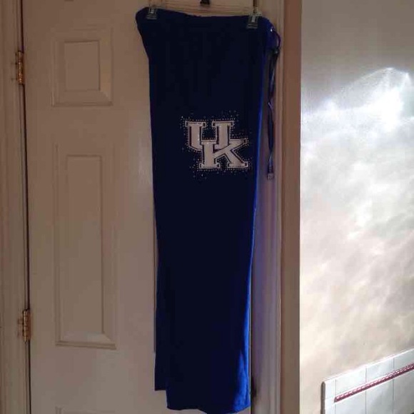 U of K sweatpants