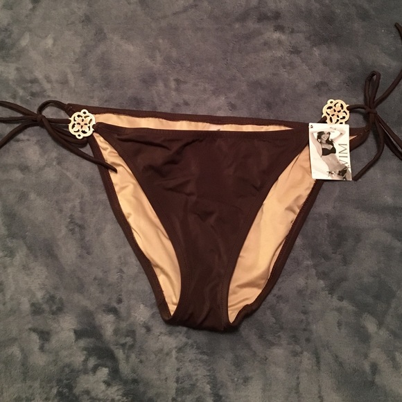 ✨Price Reduction ✨VS String Bikini Bottom