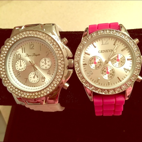 Stylish women's white and pink watch
