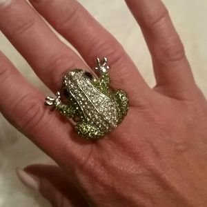 Frog  statement  ring