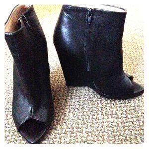 Black open toed wedge heels