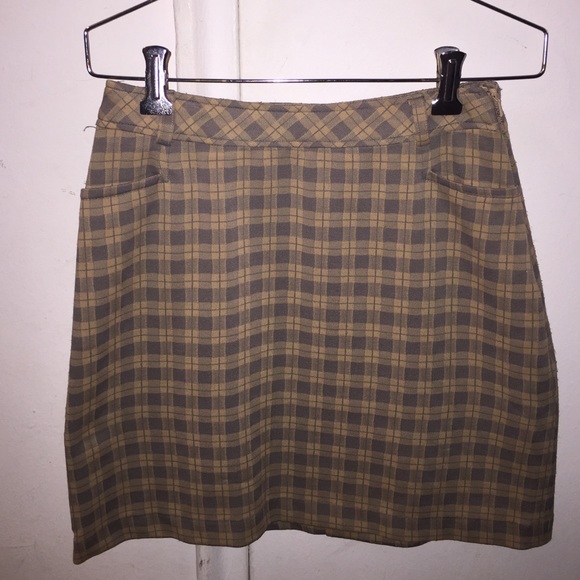 Vintage BCBG Max Azria size small skirt