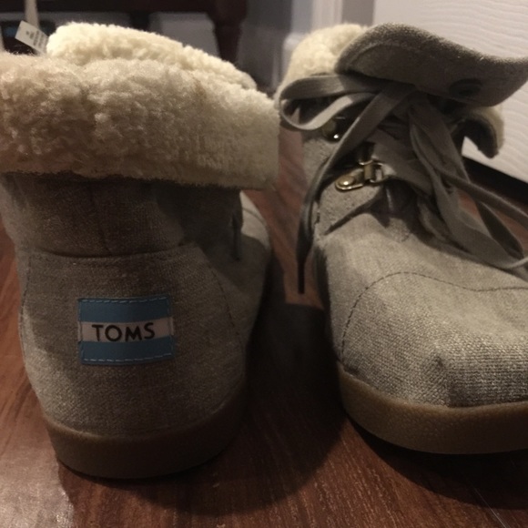 TOMS Booties
