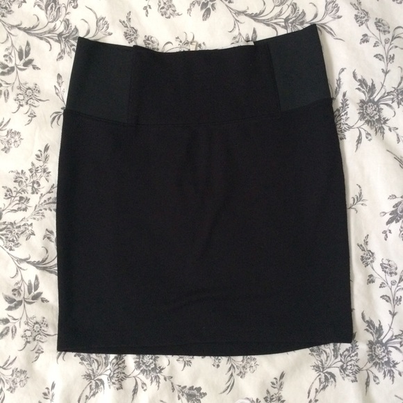 Charlotte Russe black body con skirt