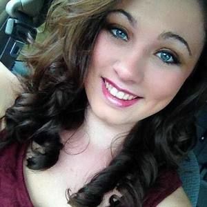 Meet your Posher, Katie beth
