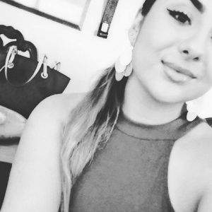 Meet your Posher, Brianna