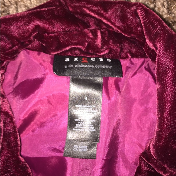 blazer - Picture 3 of 4