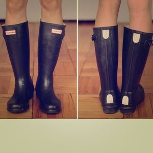 Hunter rain boots!