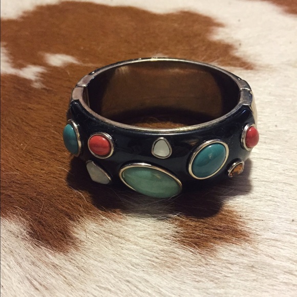 Vintage clasp bracelet